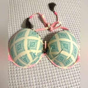 Victoria’s Secret Patterned Green and Cream Bikini Top